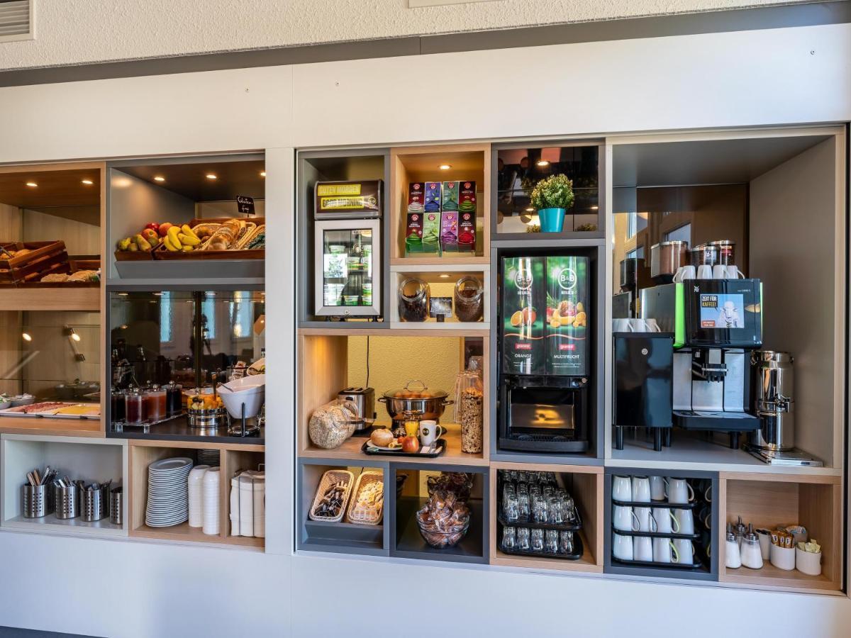 B&B Hotel Freiburg-Nord Экстерьер фото
